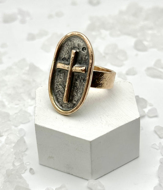 Healing Cross Ring *pre-order
