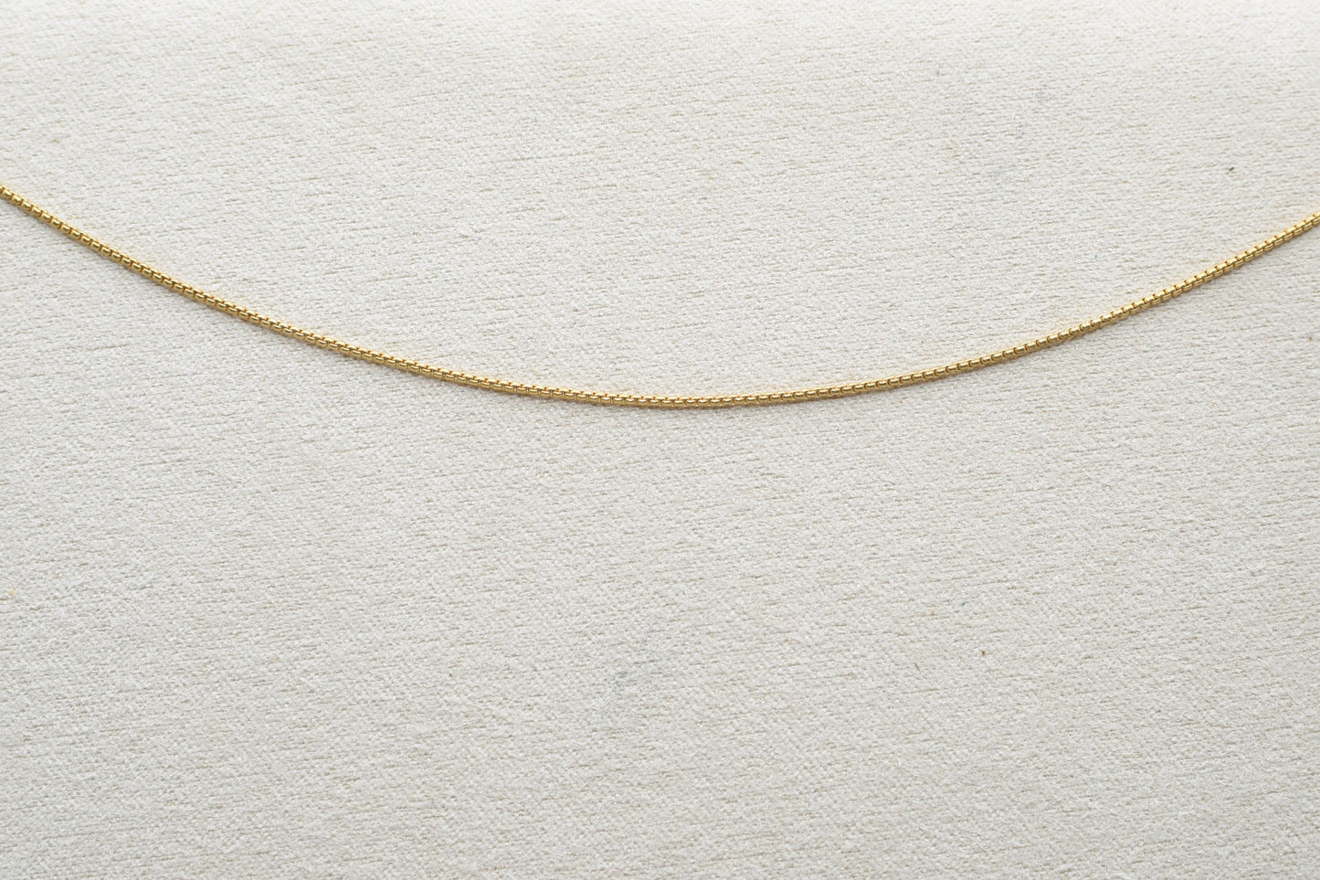 gold box chain
