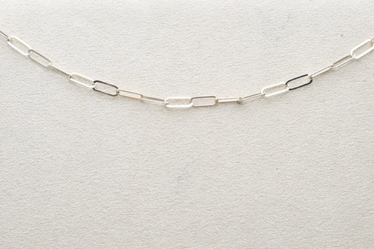 Sterling silver link chain. 18"