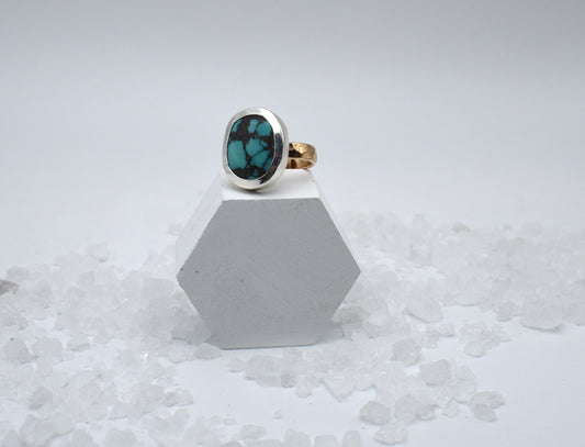Sized 7 mixed metal ring