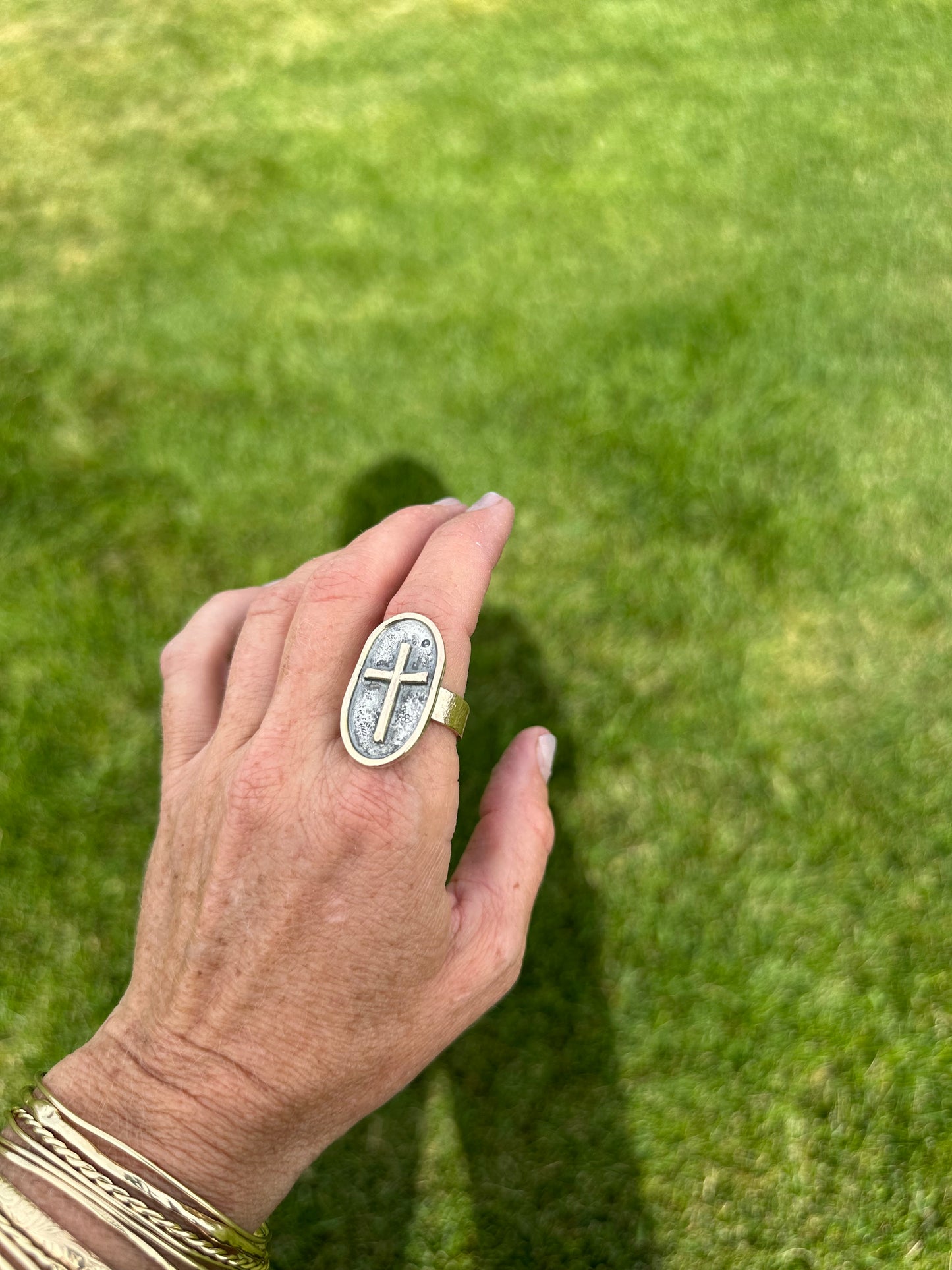 Healing Cross Ring *pre-order