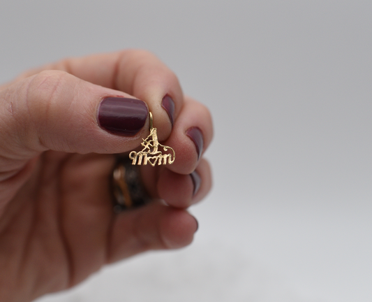 14k gold #1 MOM charm.