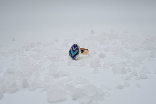 Inlay and mixed metal ring. size 9