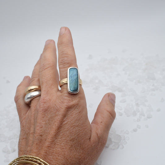 Labradorite in mixed metal size 9