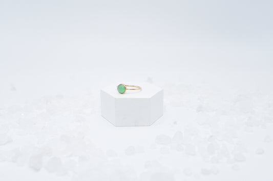 Chrysoprase and Gold Ring