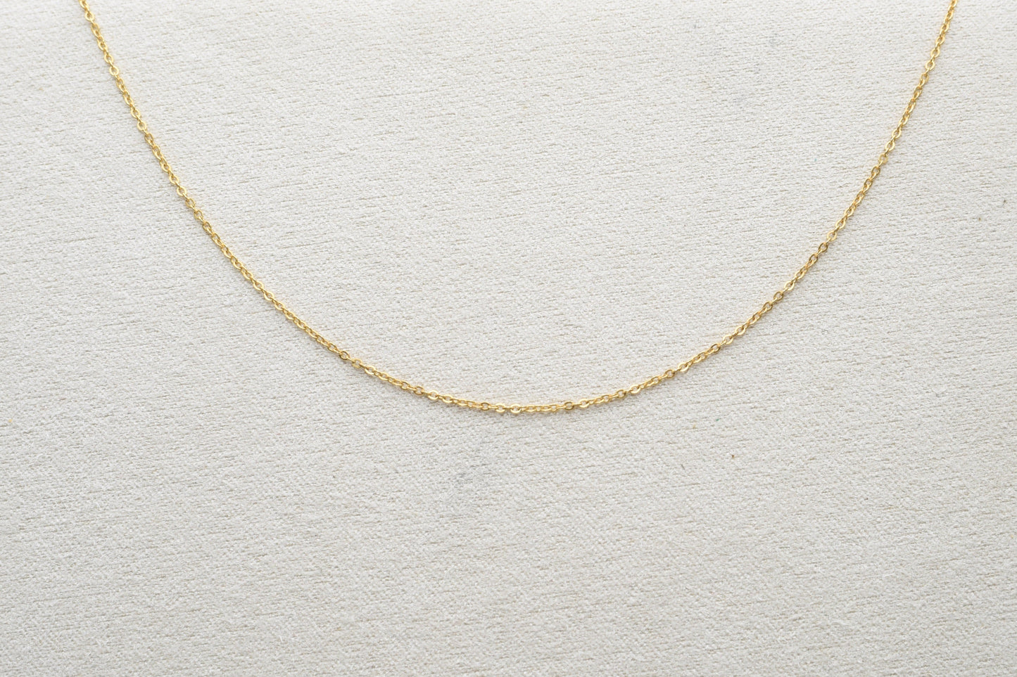 tiny gold chain