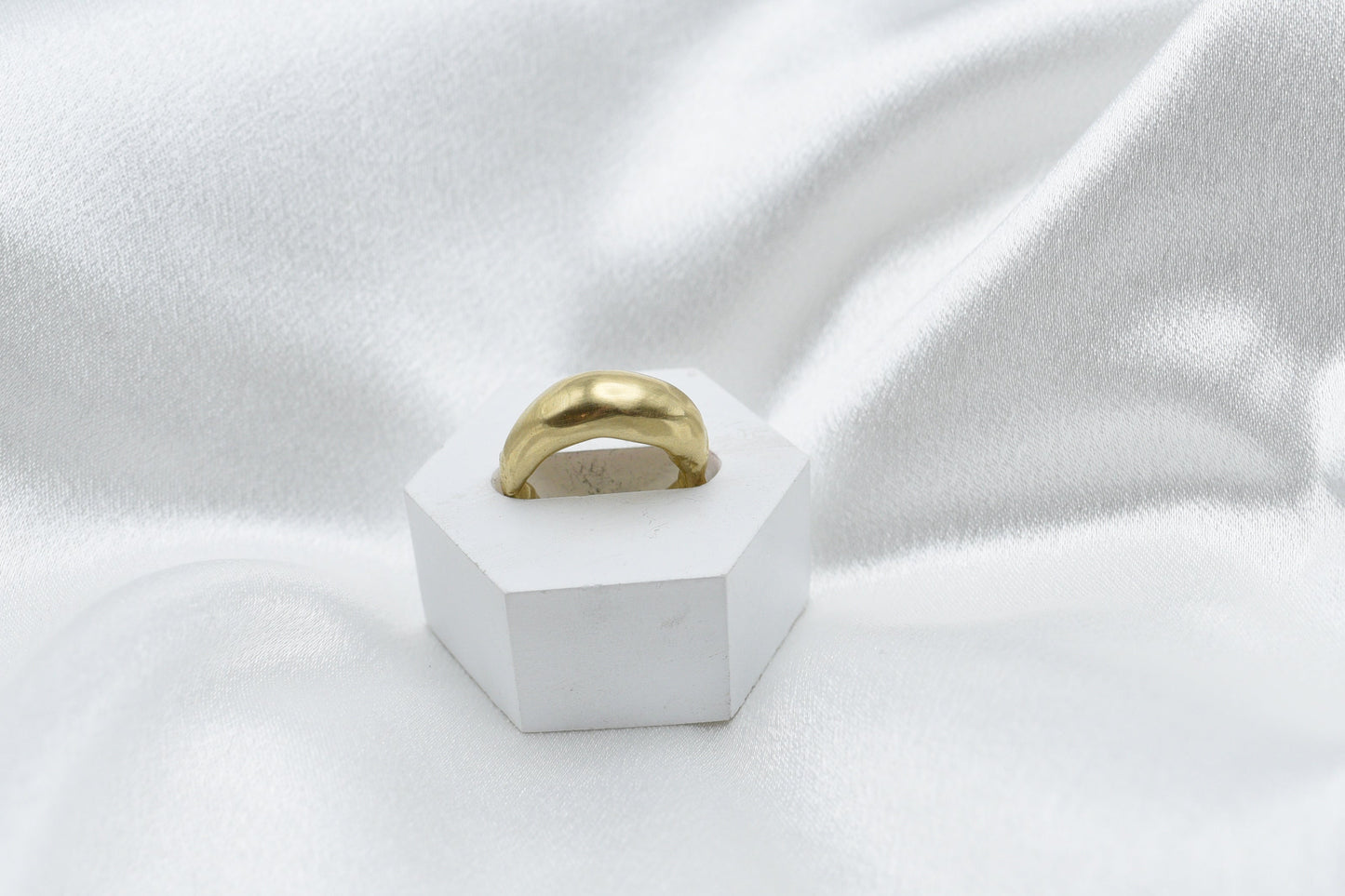 Chunky bronze ring size 6.25